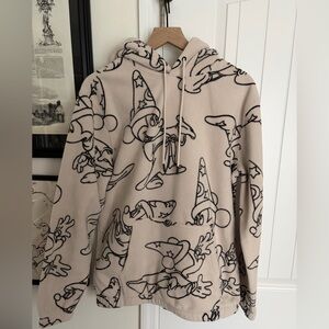 H&M Cream Sorcerer Mickey Graphic Men's Sweater